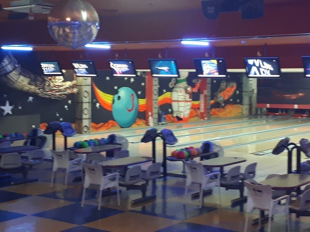 Bowling Park: bolos y recreativos (Parque Corredor, Torrejón)