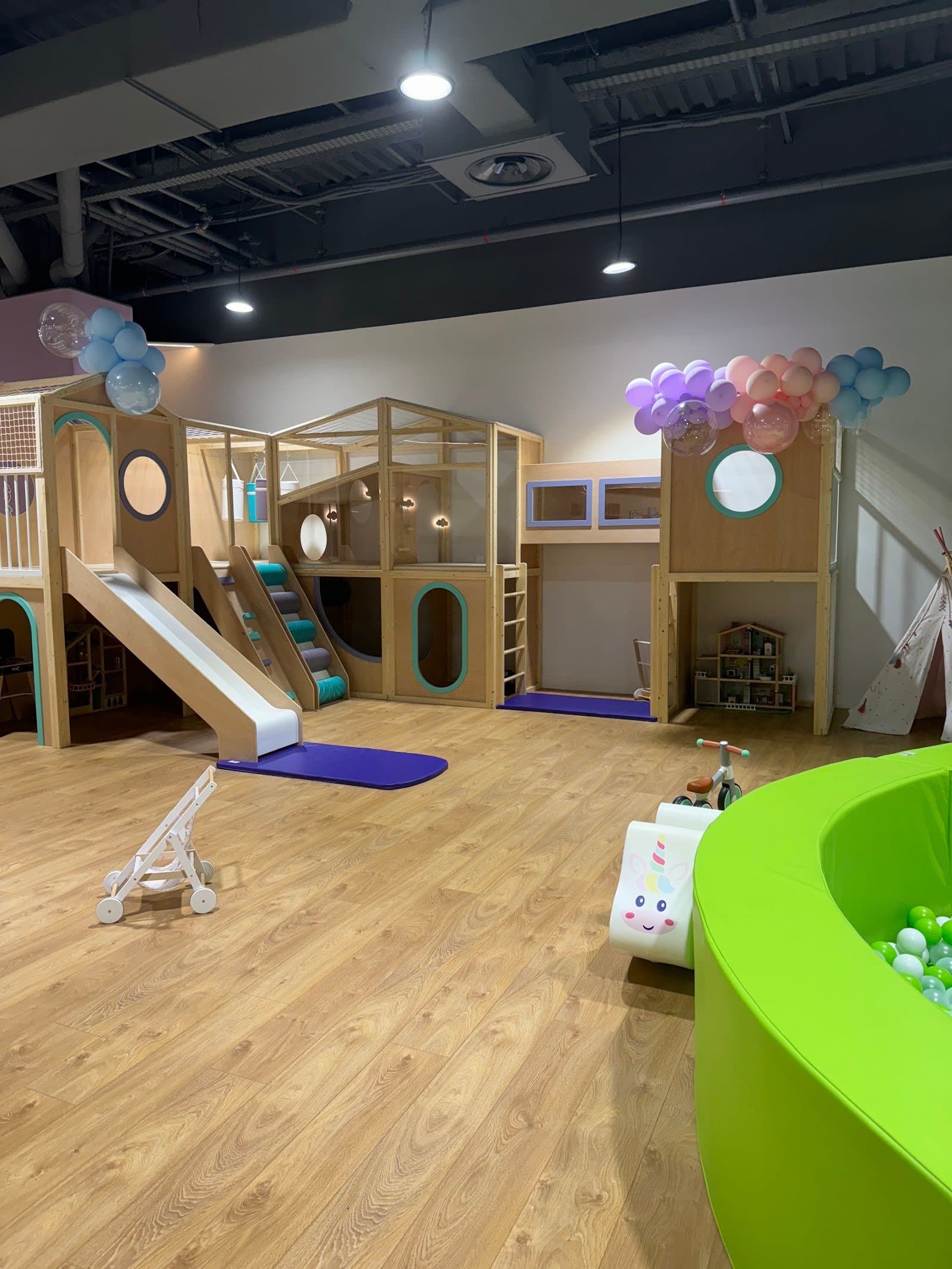 CaSa Color Play & Coffee: juego y café en Moraleja Green (Alcobendas)
