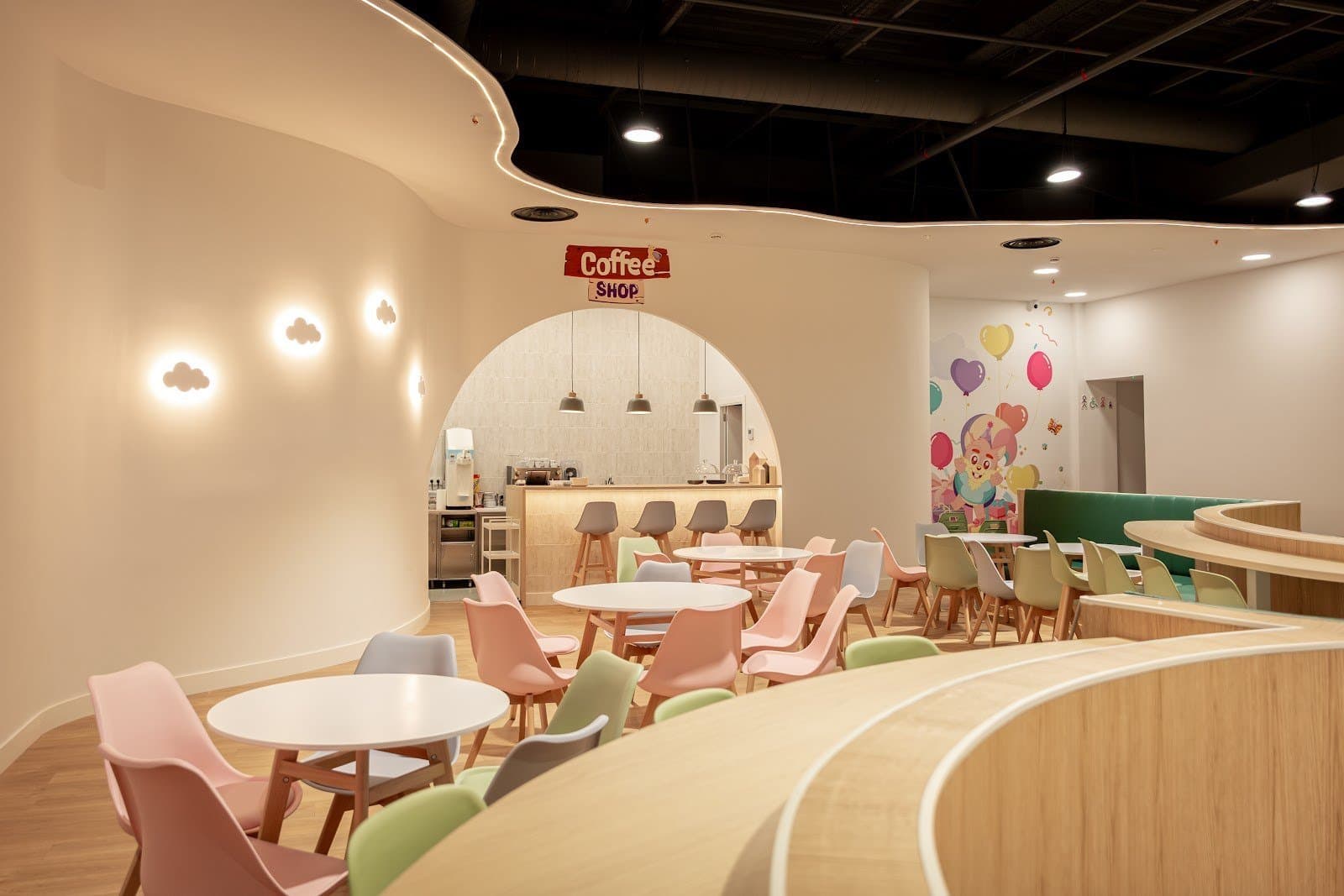 CaSa Color Play & Coffee: juego y café en Moraleja Green (Alcobendas) 3