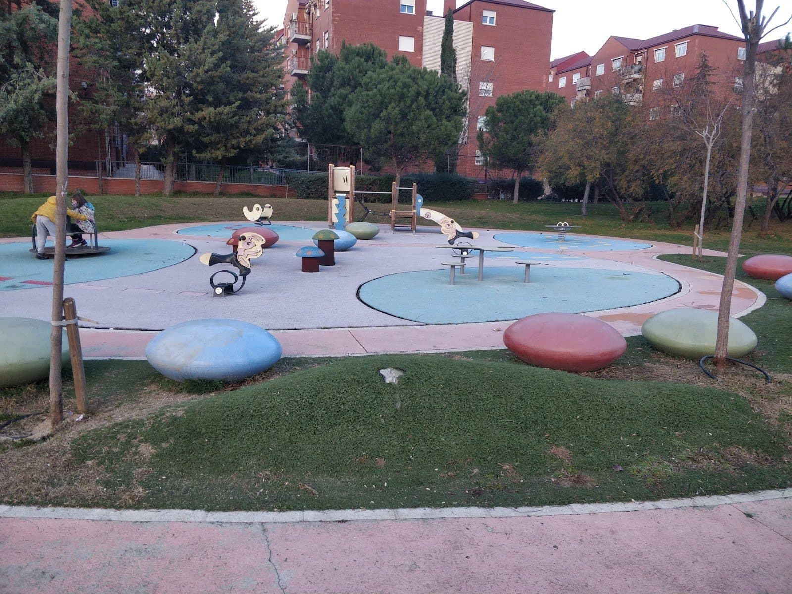 Parque el Hormiguero: el parque de los lacasitos (Alcobendas) 3