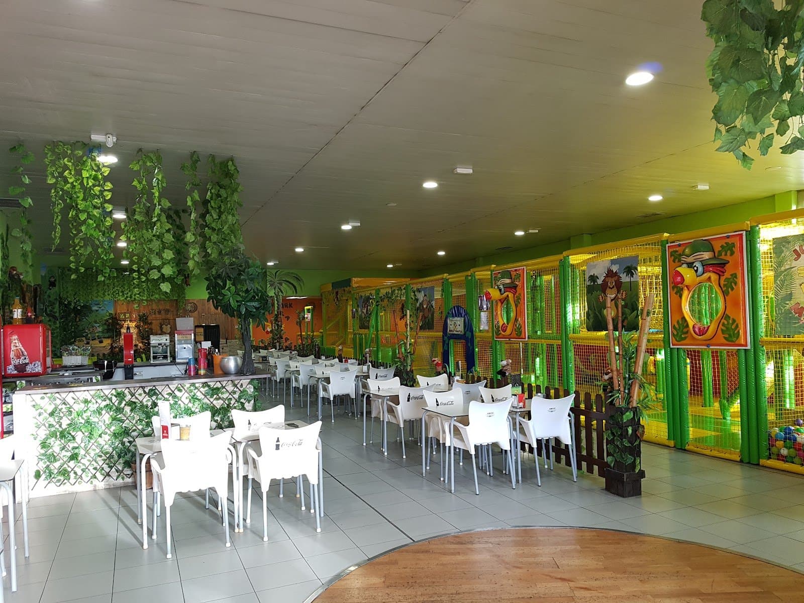 Jungla Mágica: parque de bolas con cafetería (Leganés) 3
