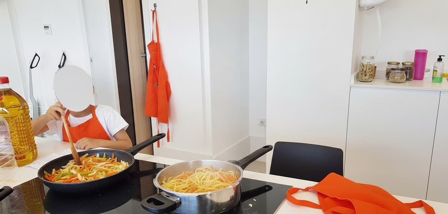 Kitchen Academy Alcalá: talleres de cocina en familia y para niños 3