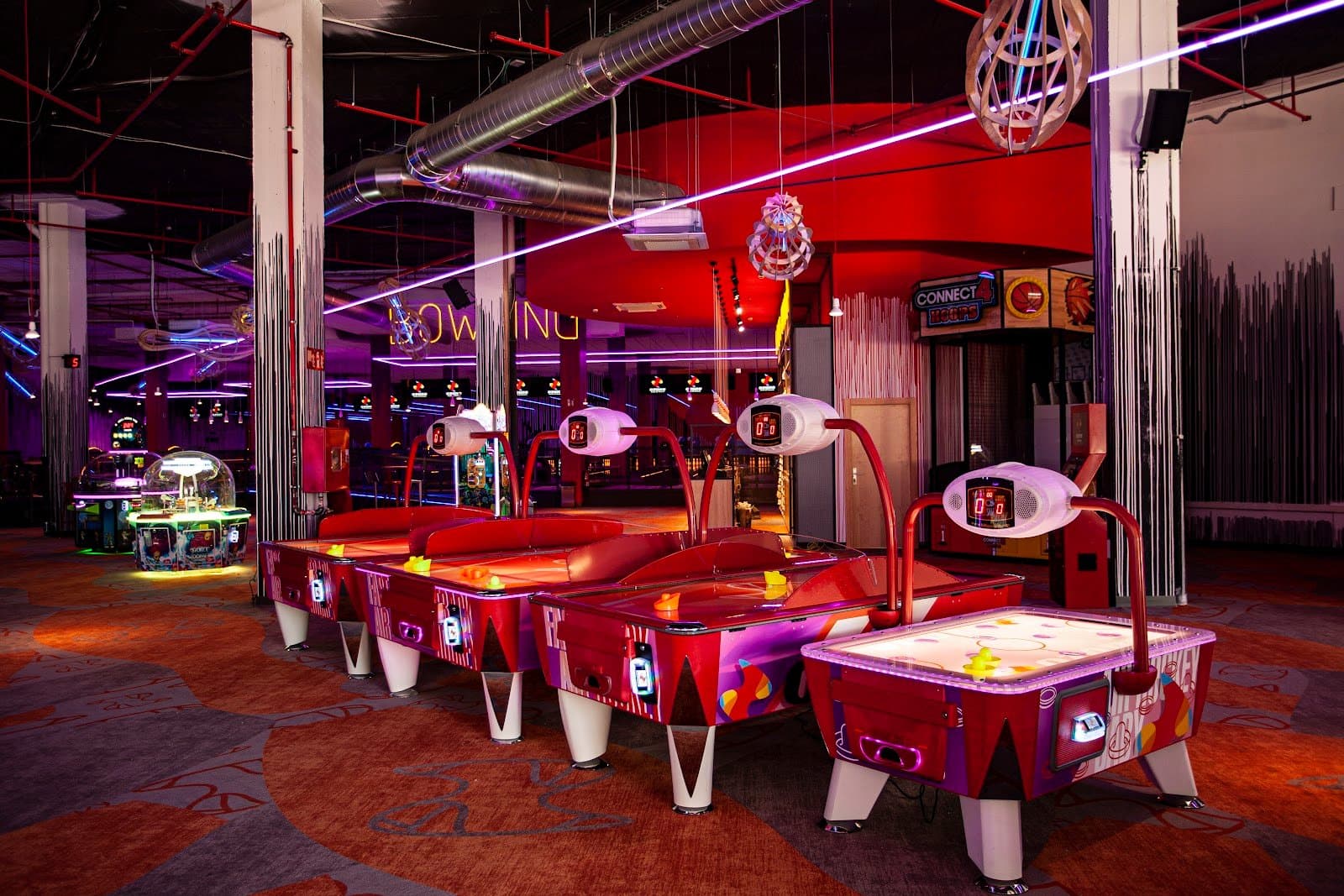 Ozone Bowling Alcalá: bolos y recreativos en familia 2
