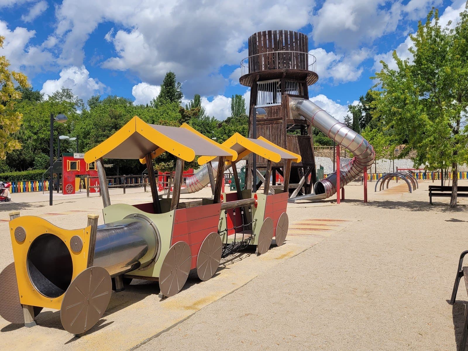 Parque Infantil Poblado del Oeste: trenes y salvaje oeste (Alcobendas)