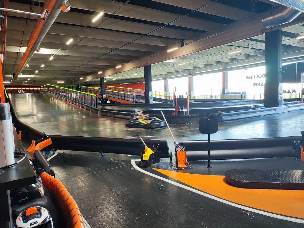 SpeedPark Oasiz: karting, bolos y láser (Torrejón de Ardoz) 1