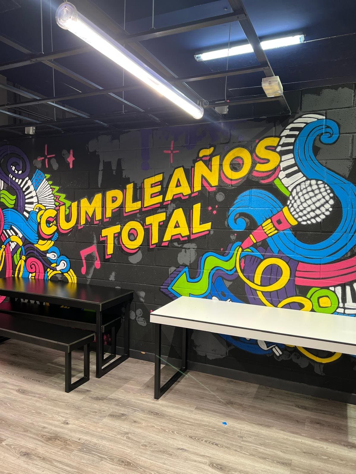 Urban Planet Leganés: trampoline park (Sambil Outlet) 4