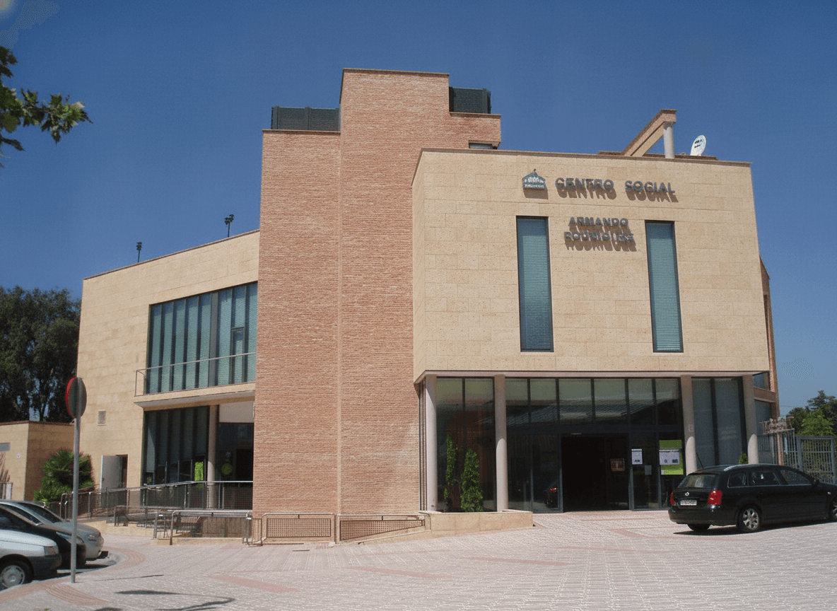 Bhima Sangha: centro de infancia con tobogán en Rivas