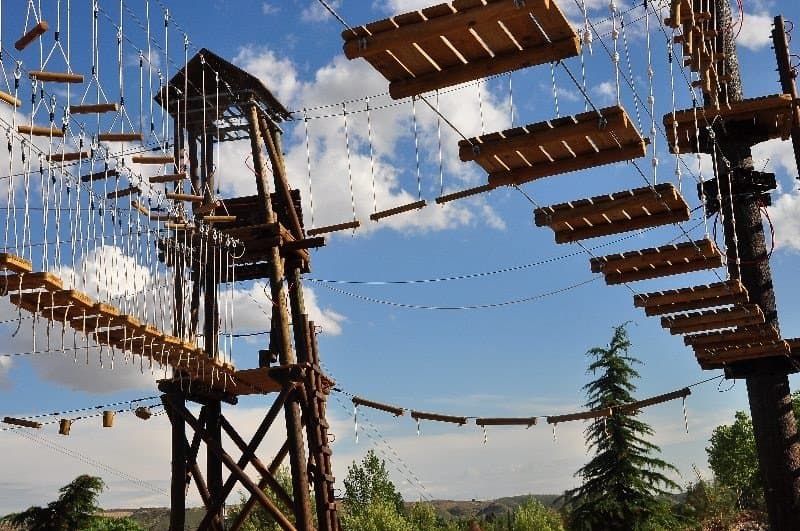 Multiaventura Park: tirolinas y circuitos (Parque Europa, Torrejón)