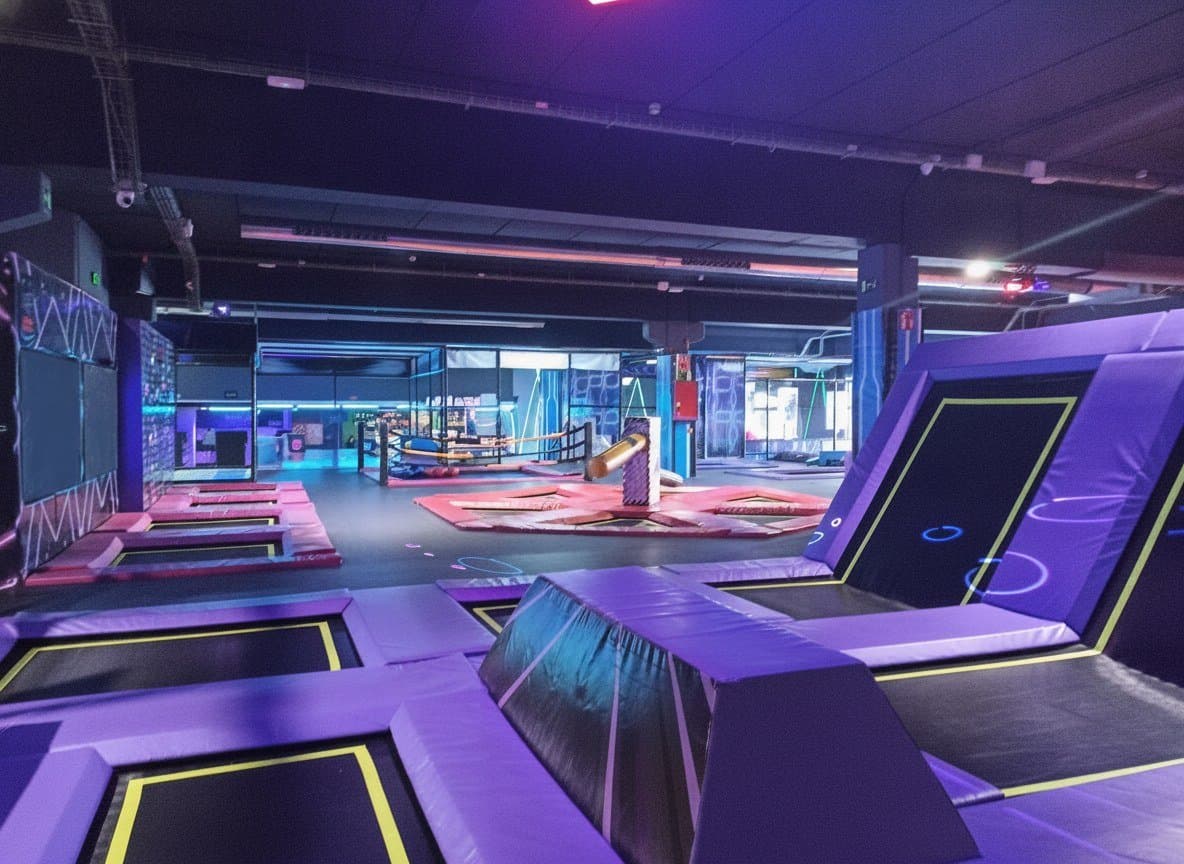 WORLDJUMP Atenea: parque de trampolines y foam pit en Alcalá de Henares