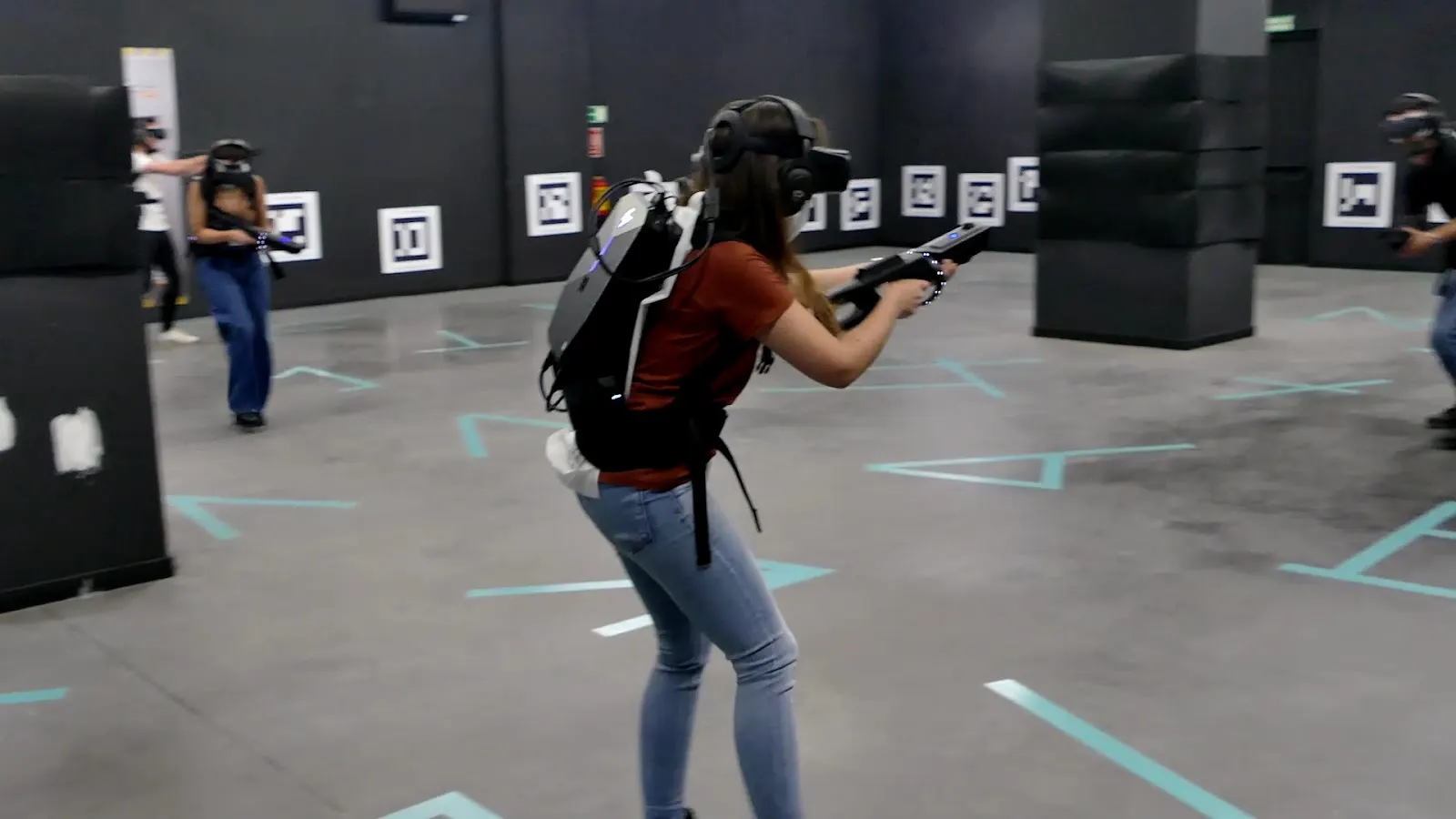Virtual Arena: realidad virtual multijugador de 500 metros en Legazpi 1