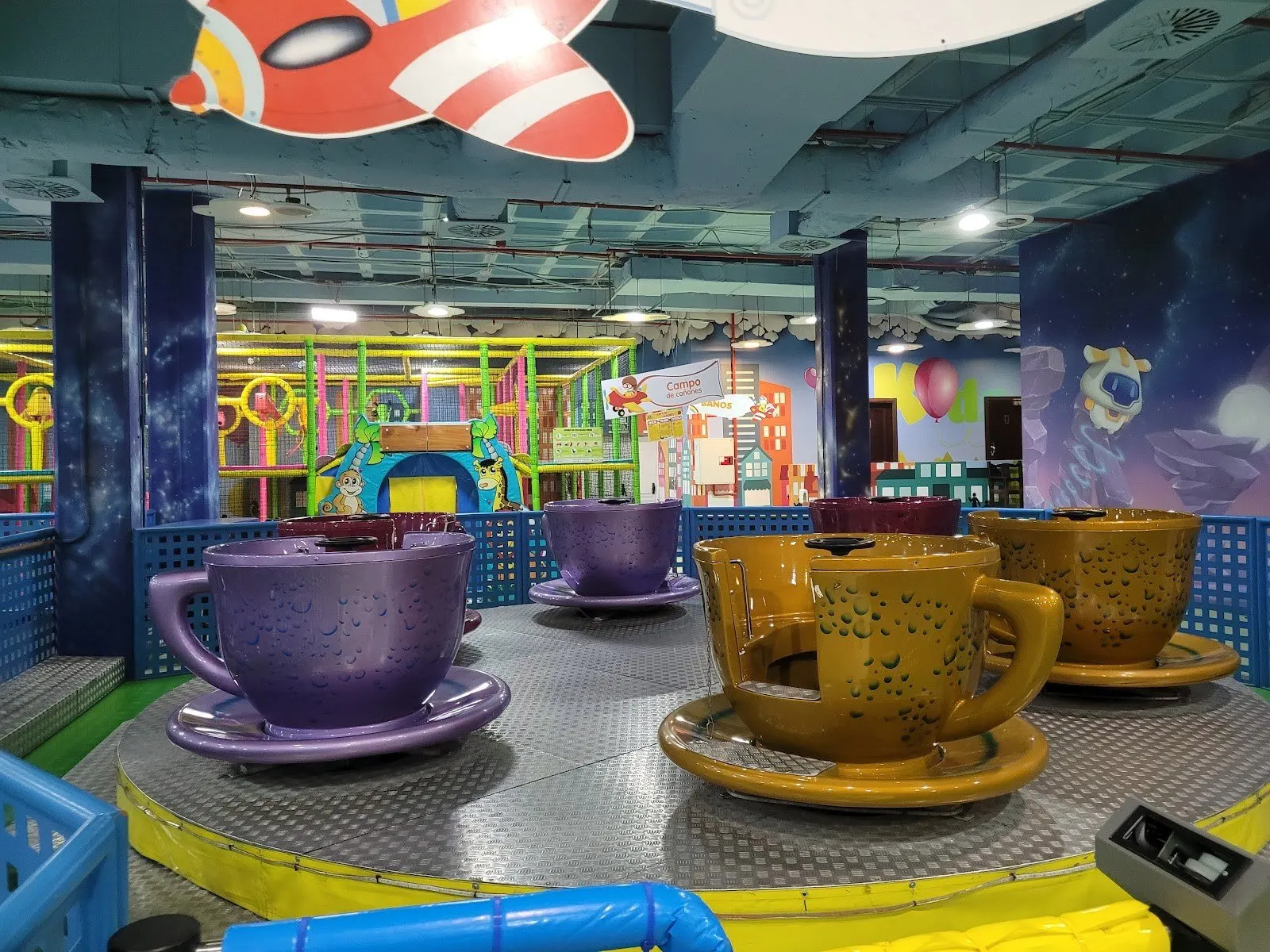 Parque Infantil Kids de Ilusiona Diversia: 2.000 m² con láser tag y cine 5D 2
