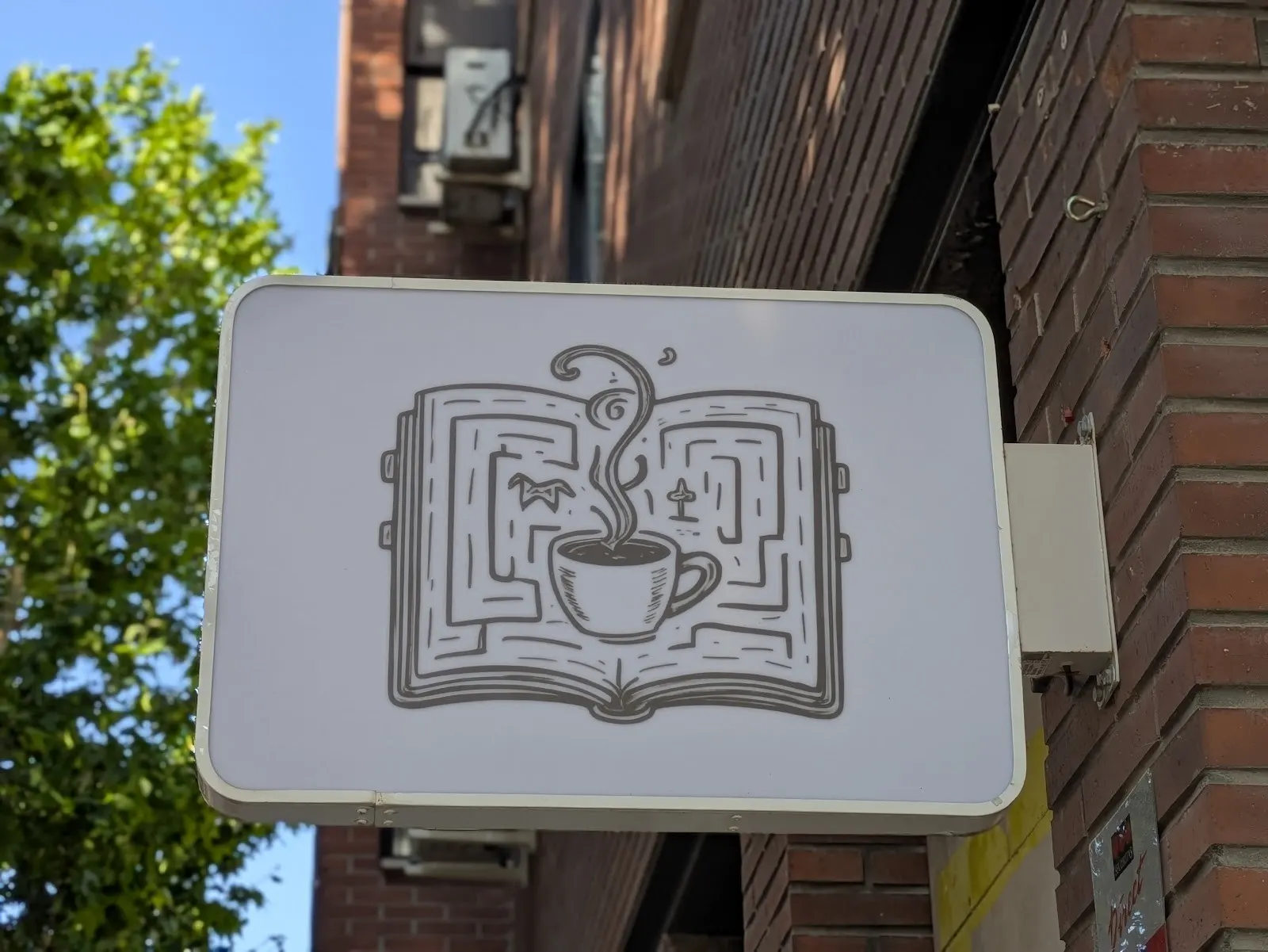 Laberinto de Cuentos: cafetería con zona de juegos 1