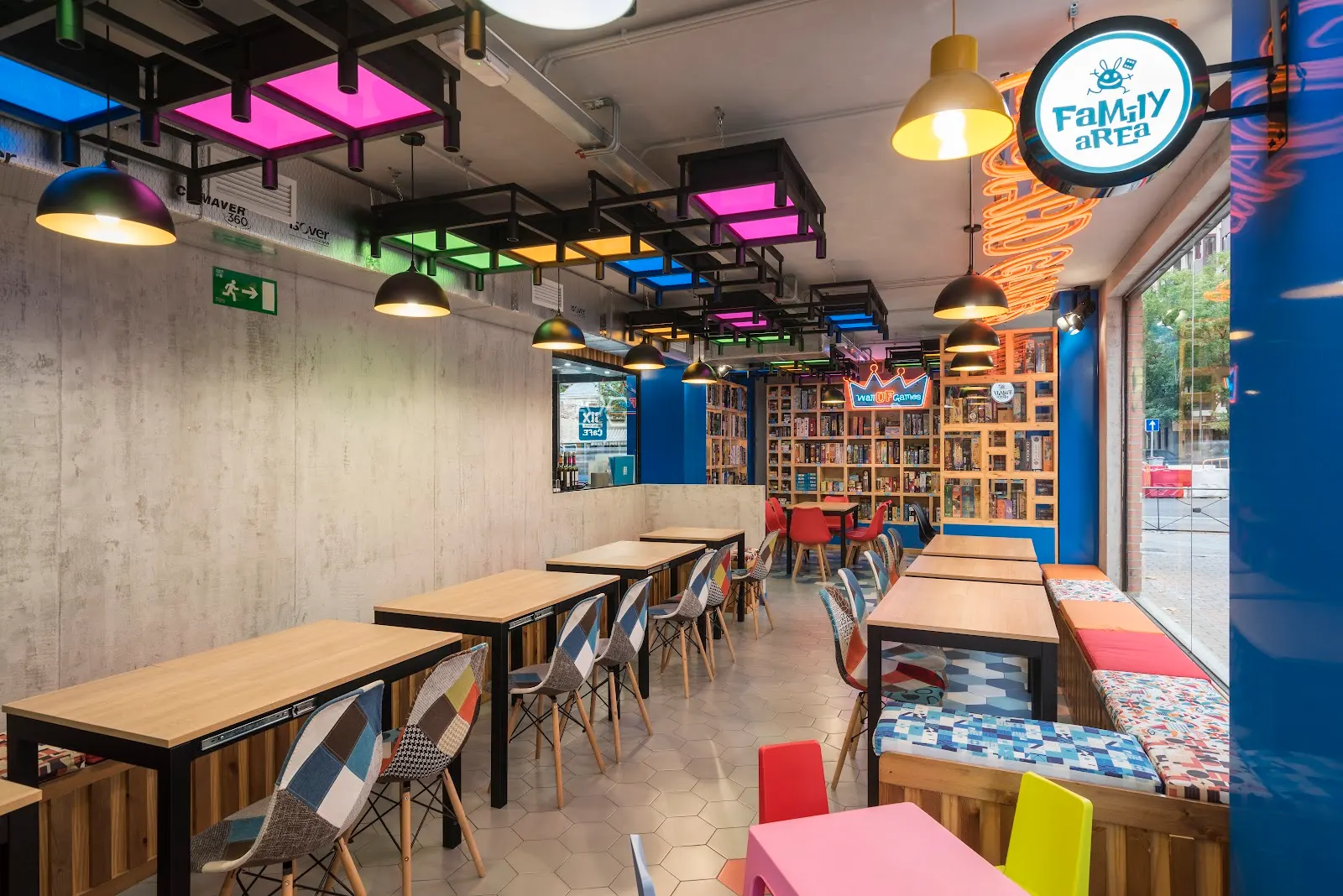 Six Board Game Cafe: más de 1.000 juegos de mesa para pasar la tarde en familia 4