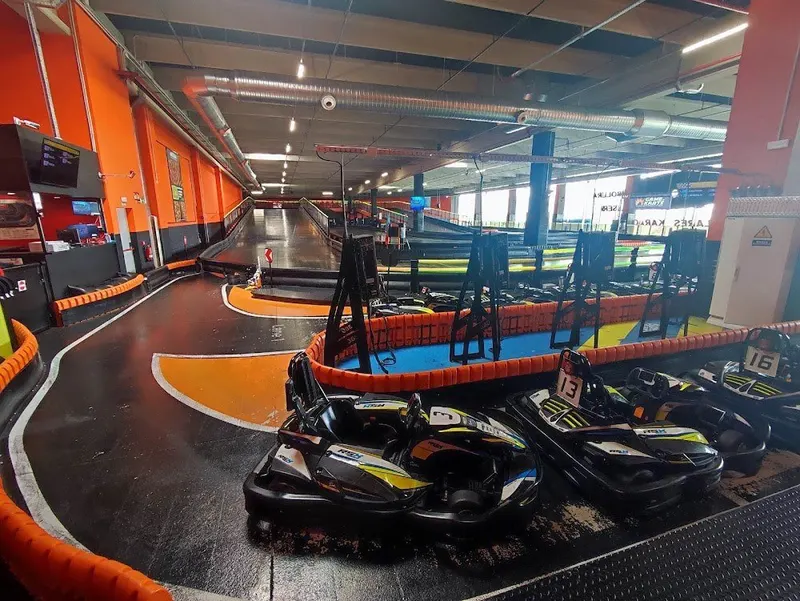 SpeedPark Oasiz: karting, bolos y láser (Torrejón de Ardoz)