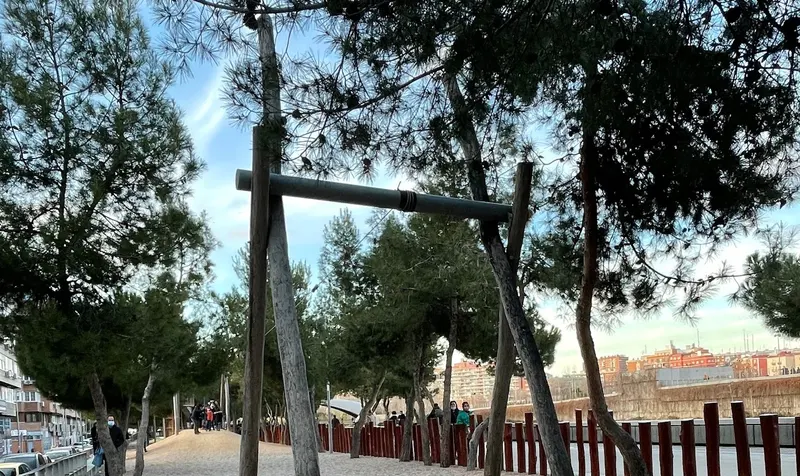 Tirolina de Madrid Río: cincuenta metros de vuelo en Arganzuela