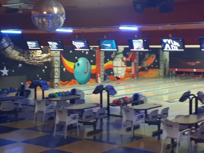 Bowling Park: bolos y recreativos (Parque Corredor, Torrejón)